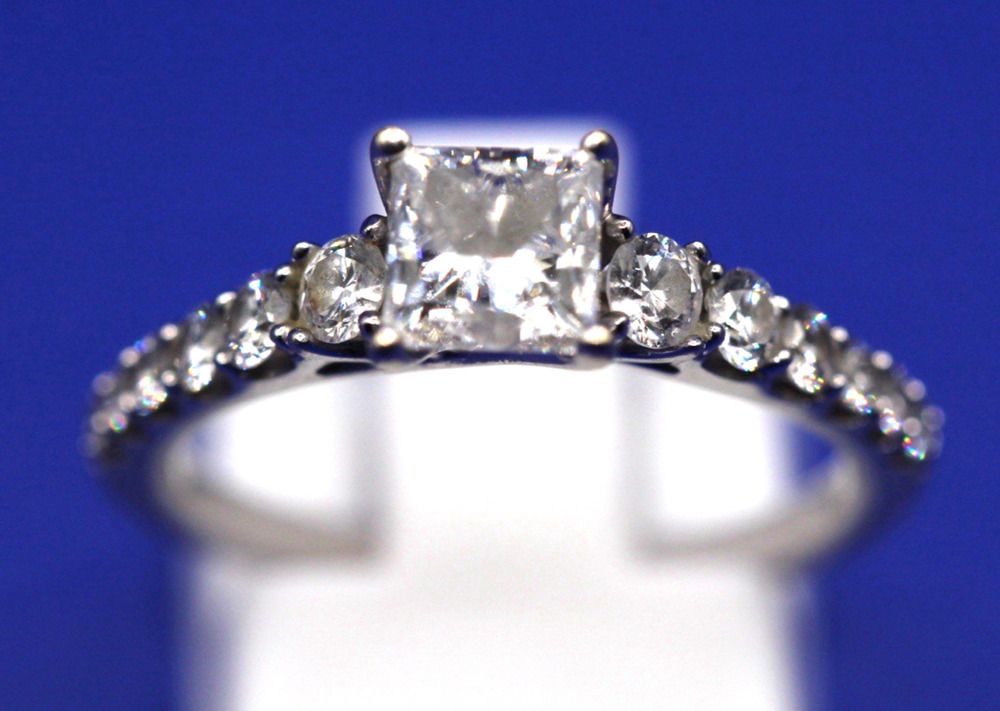 14k White Gold Lab Created Diamond Wedding/Engagement Ring Size 7 #BP12
